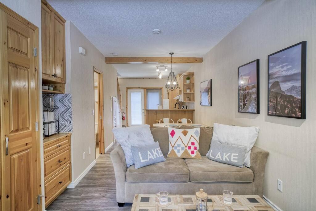 5 Mins To Banff - Cozy Townhome 2Br&2Bath - Banff Pass Included Canmore Exterior photo
