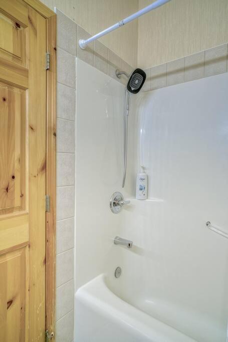 5 Mins To Banff - Cozy Townhome 2Br&2Bath - Banff Pass Included Canmore Exterior photo