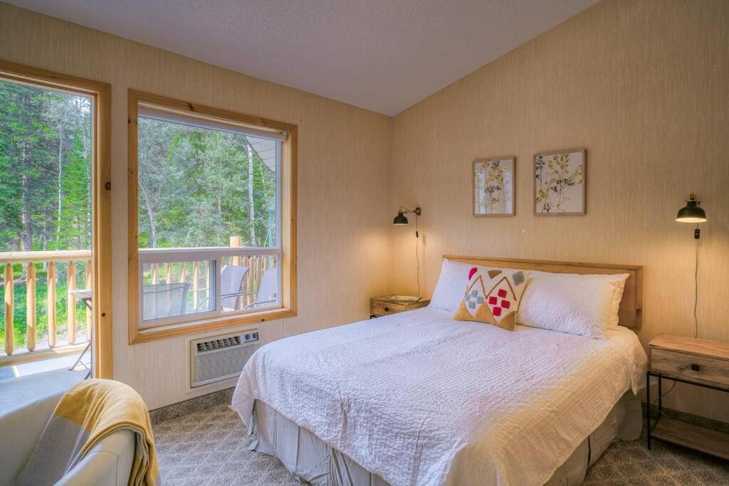 5 Mins To Banff - Cozy Townhome 2Br&2Bath - Banff Pass Included Canmore Exterior photo